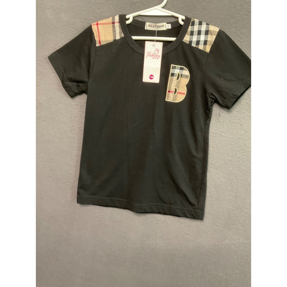 Aile Rabbit Girls Size 8 Black T-Shirt Plaid Shoulder B Patch NWT
